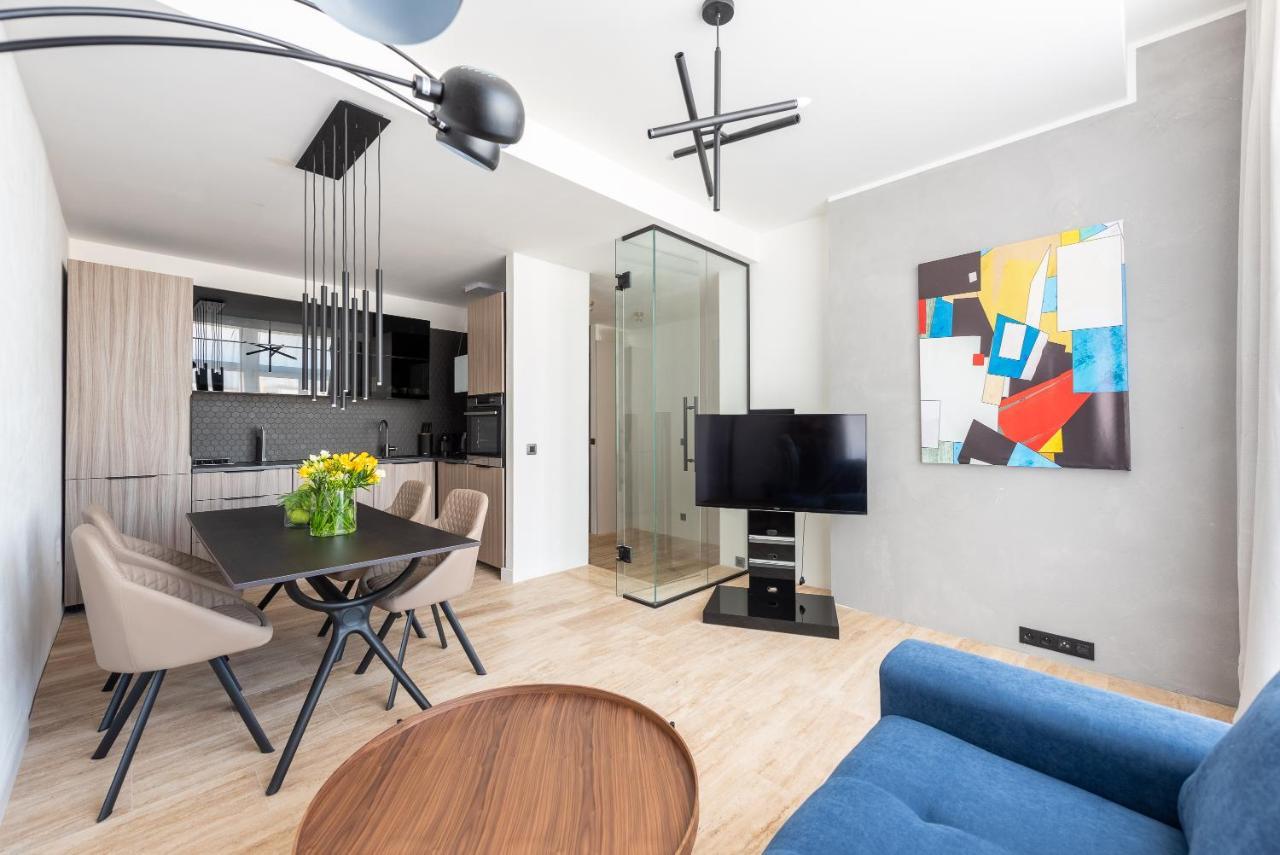 Luxury Apartment With A Balcony And A Terrace Praga Exterior foto